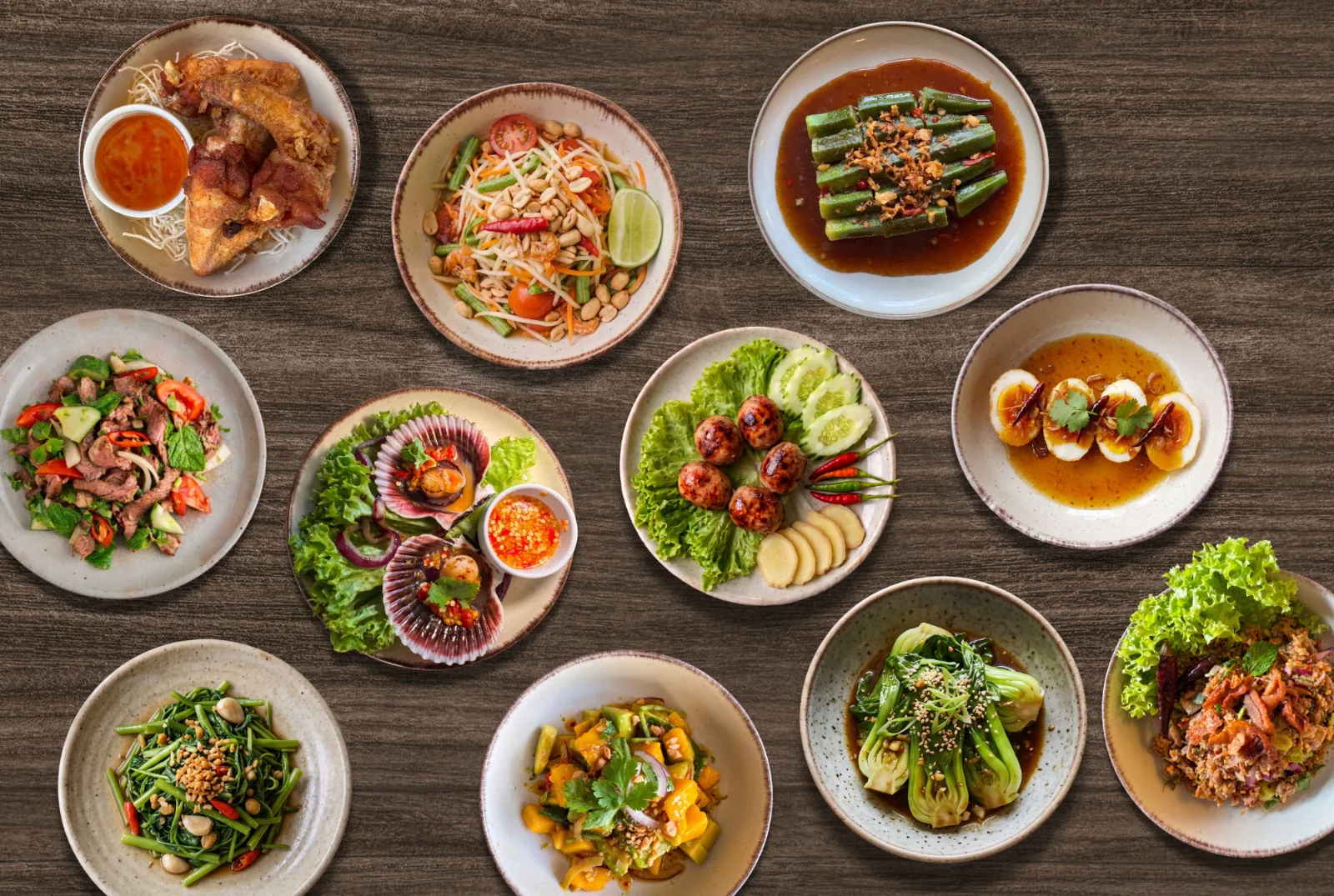 Thainys – selection of Thai dishes viewed from above